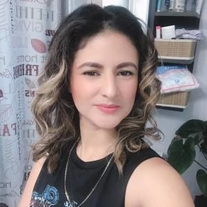 Meet your Posher, Paola